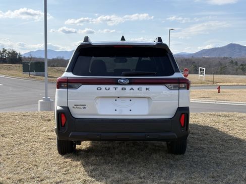 New 2026 Subaru Outback Limited image 10