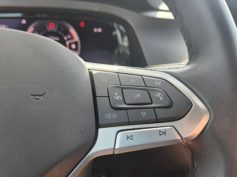 Used 2024 Volkswagen Atlas Peak Edition SE AWD/4WD image 14