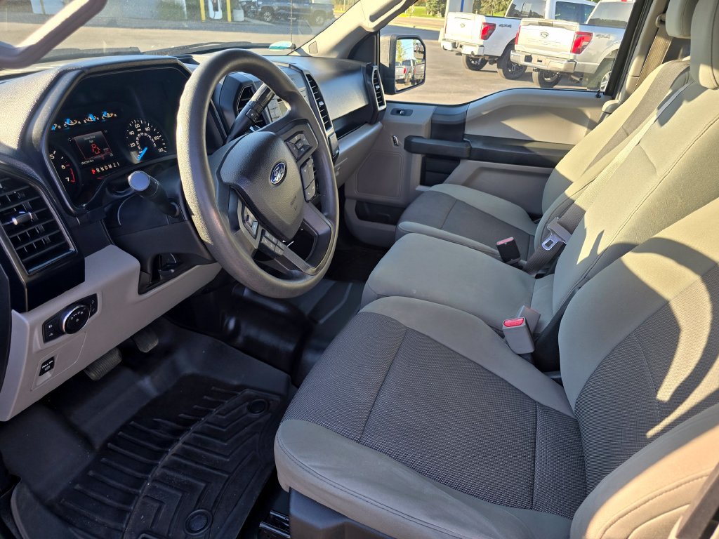 Used 2016 Ford F150 XL w/ Equipment Group 101A Mid AWD/4WD image 13
