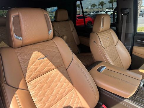 Used 2021 Cadillac Escalade Premium Luxury w/ Driver Assist Tech Package image 25