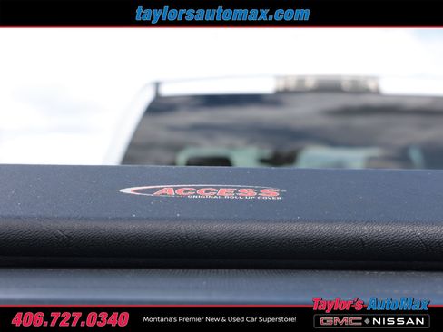 Used 2015 Chevrolet Silverado 2500 LTZ w/ Driver Alert Package AWD/4WD image 27