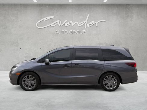 Used 2025 Honda Odyssey Touring image 13
