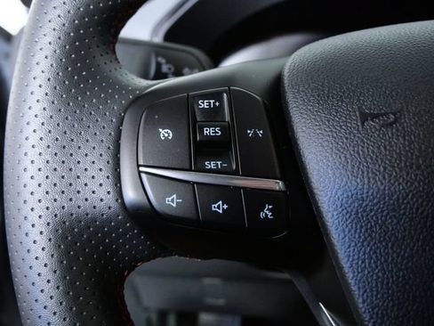 Certified 2025 Ford Escape ST-Line AWD/4WD image 23