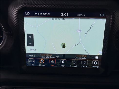 Used 2022 Jeep Wrangler Unlimited Sahara w/ Cold Weather Group AWD/4WD image 20