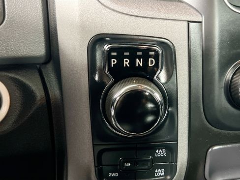 Used 2019 RAM 1500 Express AWD/4WD image 25