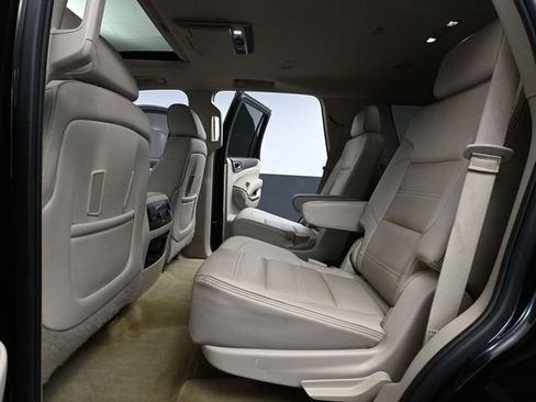 Used 2015 GMC Yukon Denali w/ Premium Package AWD/4WD image 43