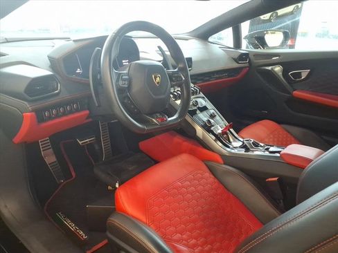 Used 2018 Lamborghini Huracan LP 580-2 image 13