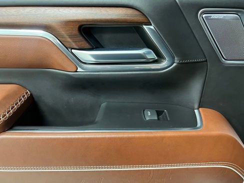 Used 2024 GMC Sierra 2500 Denali Ultimate image 44