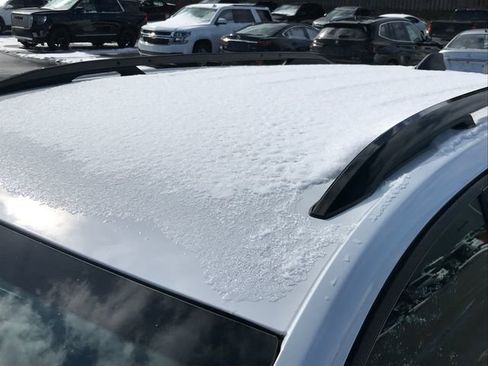 Used 2023 Chevrolet Equinox RS w/ LPO, Floor Liner Package image 8