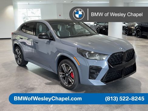 New 2026 BMW X2 xDrive28i w/ M Sport Package AWD/4WD image 1