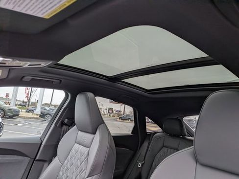 New 2026 Audi SQ5 Premium Plus AWD/4WD image 12