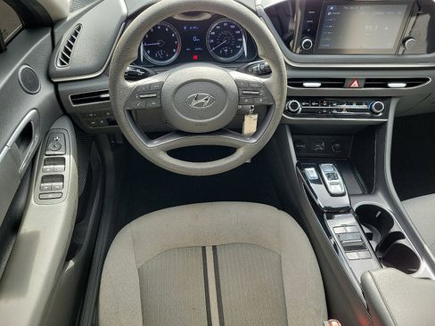 Used 2021 Hyundai Sonata SE image 11