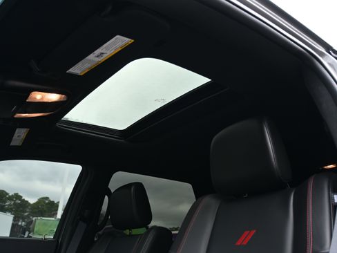 Used 2024 Dodge Durango R/T image 9