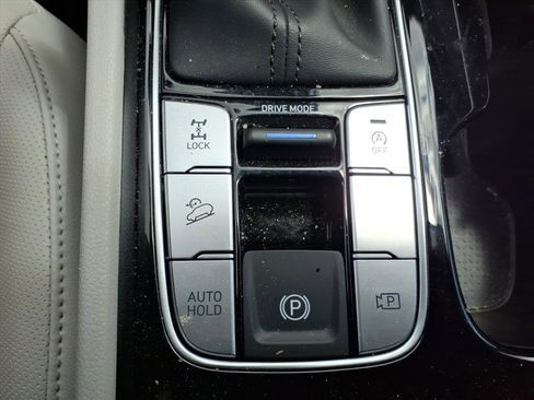 Used 2025 Hyundai Tucson SEL AWD/4WD image 27