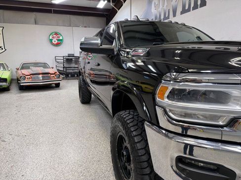 Used 2019 RAM 2500 Laramie image 36