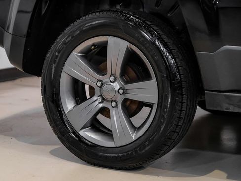 Used 2017 Jeep Patriot Sport w/ Power Value Group FWD image 54