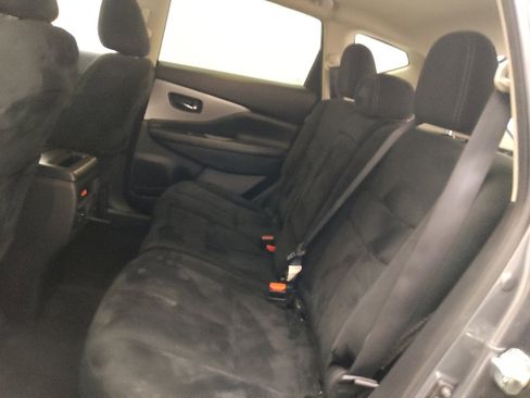 Used 2019 Nissan Murano SV w/ Premium Package image 18