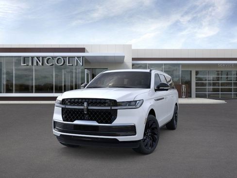 New 2025 Lincoln Navigator L Reserve w/ Jet Appearance Package image 2