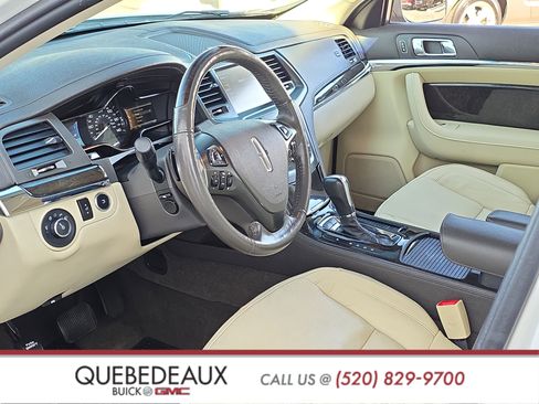 Used 2013 Lincoln MKS FWD image 10