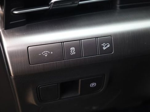 Certified 2025 Hyundai Kona SEL FWD image 7