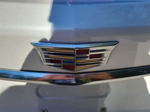 Used 2017 Cadillac XT5 FWD image 10