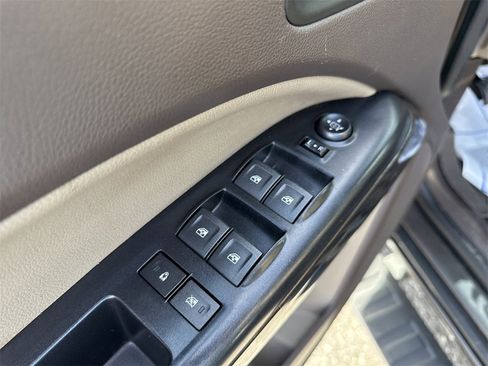 Used 2019 GMC Canyon SLT w/ Driver Alert Package image 19