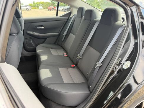 Used 2023 Nissan Sentra SV FWD image 28
