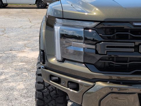 Used 2025 Ford F150 Raptor w/ Equipment Group 803A Raptor R AWD/4WD image 8