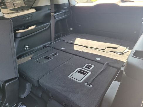 Used 2021 Jeep Grand Cherokee L Laredo w/ Luxury Tech Group I image 12