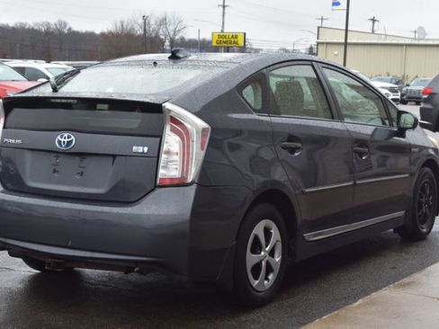 Used 2012 Toyota Prius Two w/ Preferred Accessory Pkg image 6