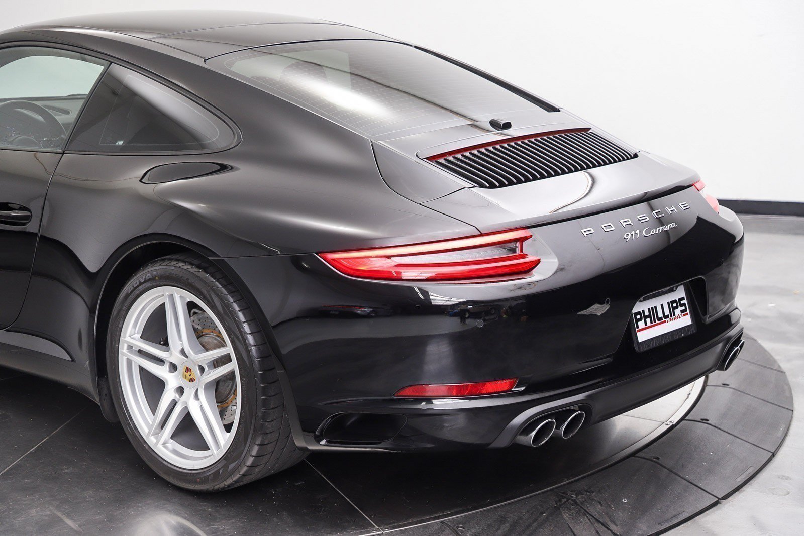 Used 2018 Porsche 911 Carrera RWD image 15