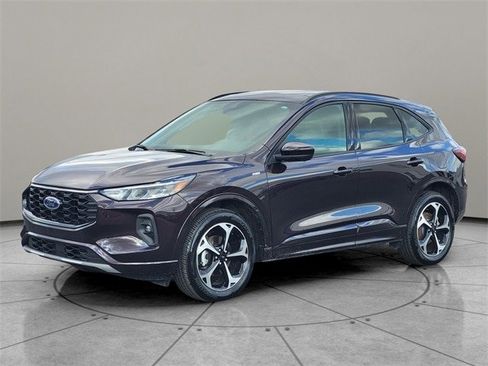 Certified 2023 Ford Escape ST-Line Select w/ Tech Pack #2 image 2