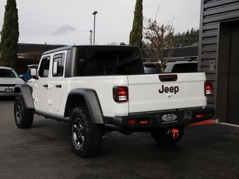 Used 2022 Jeep Gladiator Rubicon w/ Cold Weather Group image 4