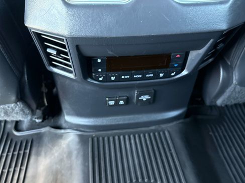 Used 2023 Toyota Sequoia Platinum image 14