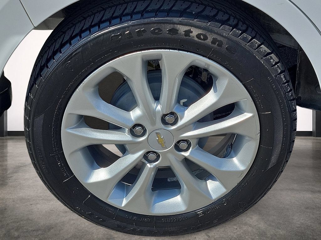 Used 2022 Chevrolet Spark LT FWD image 7