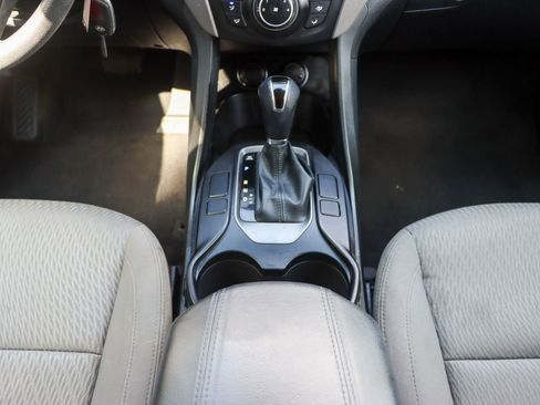 Used 2017 Hyundai Santa Fe Sport FWD image 25