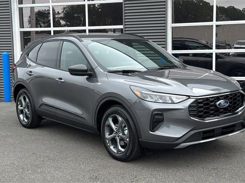 New 2025 Ford Escape ST-Line w/ Equipment Group 301A image 10