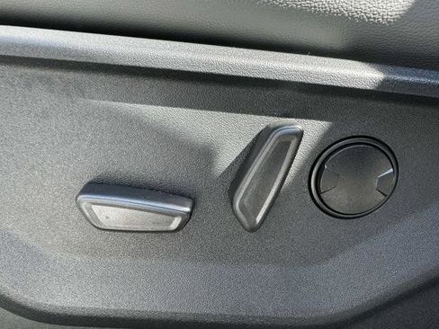 New 2025 Ford F150 Lightning Flash AWD/4WD image 15