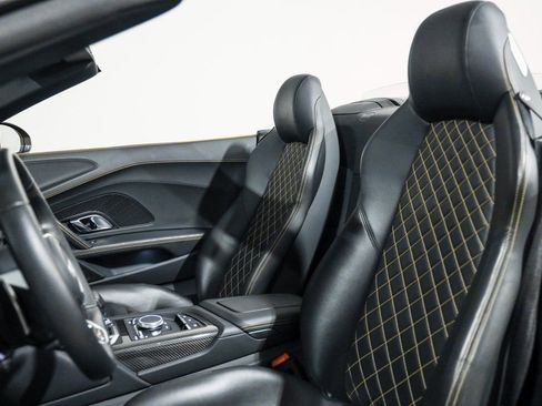 Used 2023 Audi R8 V10 performance image 38