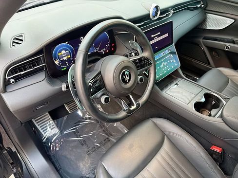 Used 2023 Maserati Grecale Modena image 26