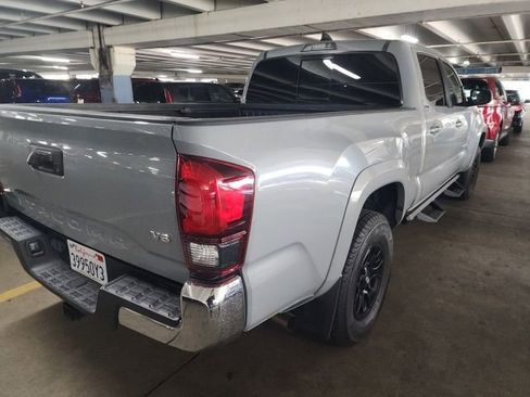 Used 2021 Toyota Tacoma SR5 RWD image 2