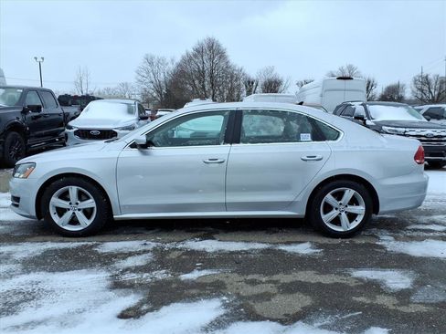 Used 2013 Volkswagen Passat 2.5 SE image 2