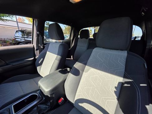 Used 2023 Toyota Tacoma TRD Sport image 17