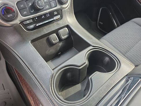 Used 2017 GMC Yukon SLE w/ HD Trailering Package image 37