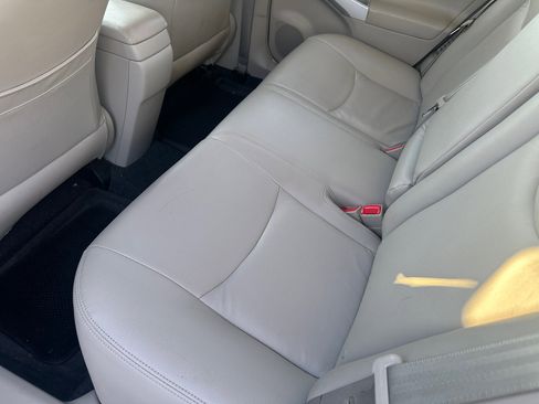 Used 2015 Toyota Prius Persona Series image 7