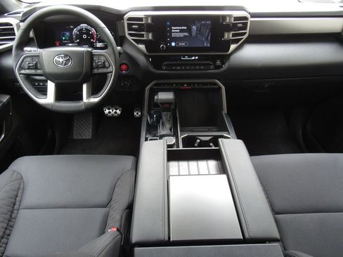 Used 2026 Toyota Sequoia SR5 w/ TRD Off-Road Package AWD/4WD image 38