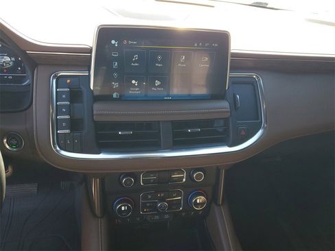 Used 2023 Chevrolet Tahoe High Country w/ LPO, Illumination Package image 16