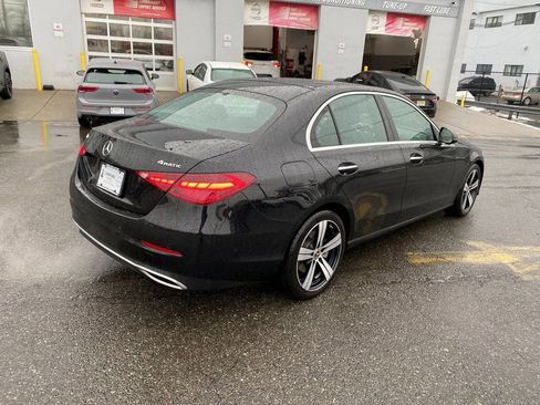Used 2025 Mercedes-Benz C 300 4MATIC Sedan image 3