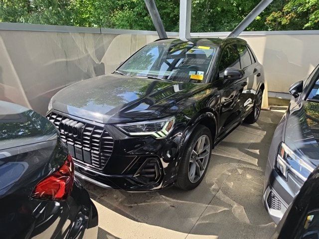 Used 2024 Audi Q3 2.0T Premium Plus AWD/4WD image 15