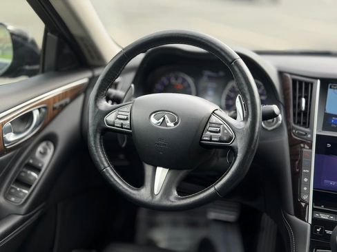 Used 2014 INFINITI Q50 AWD w/ Technology Package image 12